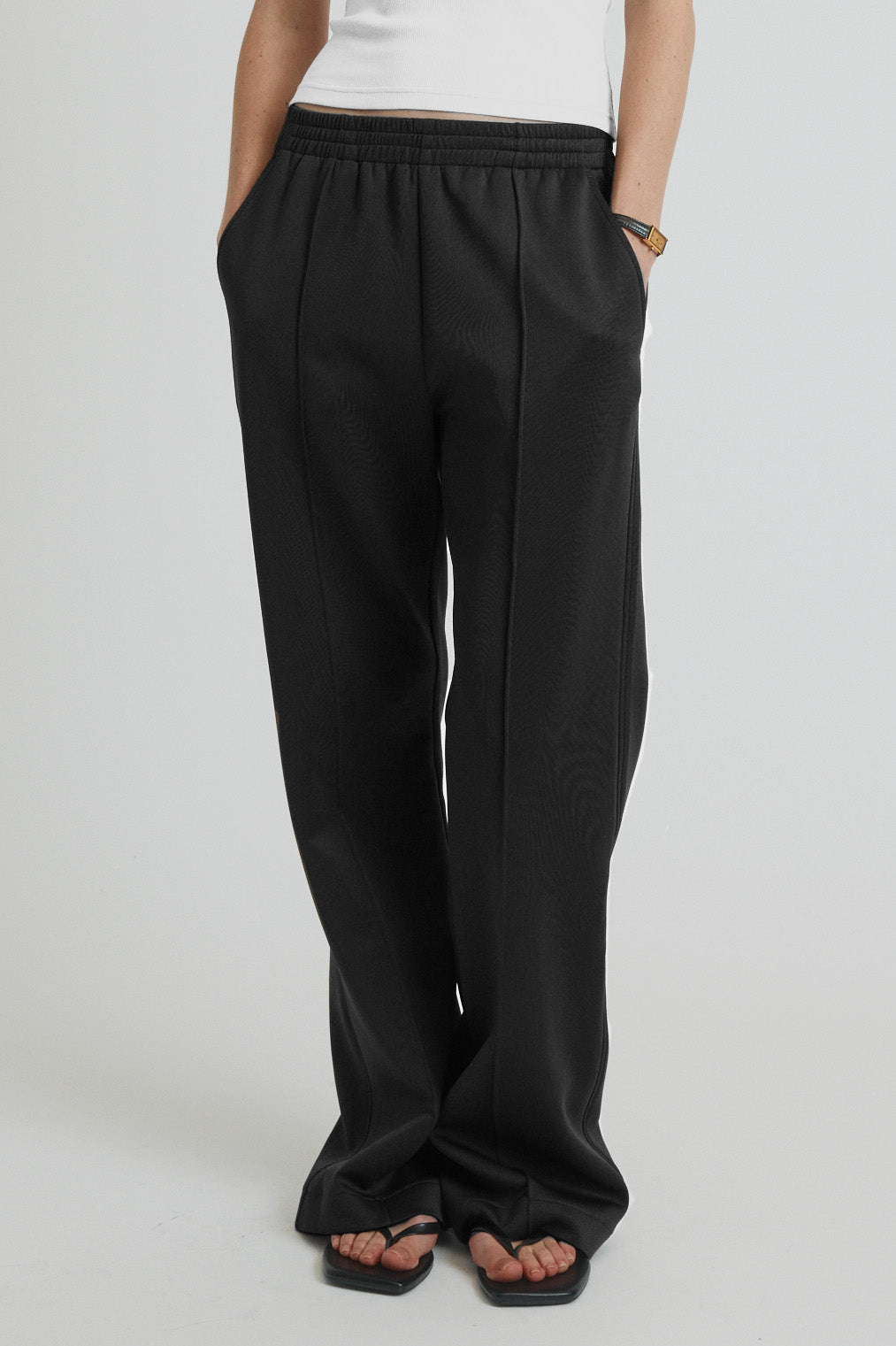 drew track pant in black
