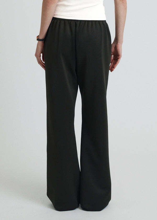 drew track pant in black