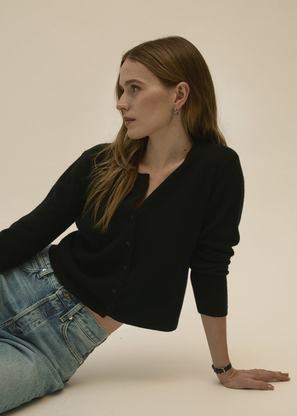 lucia cardigan in black cashmere