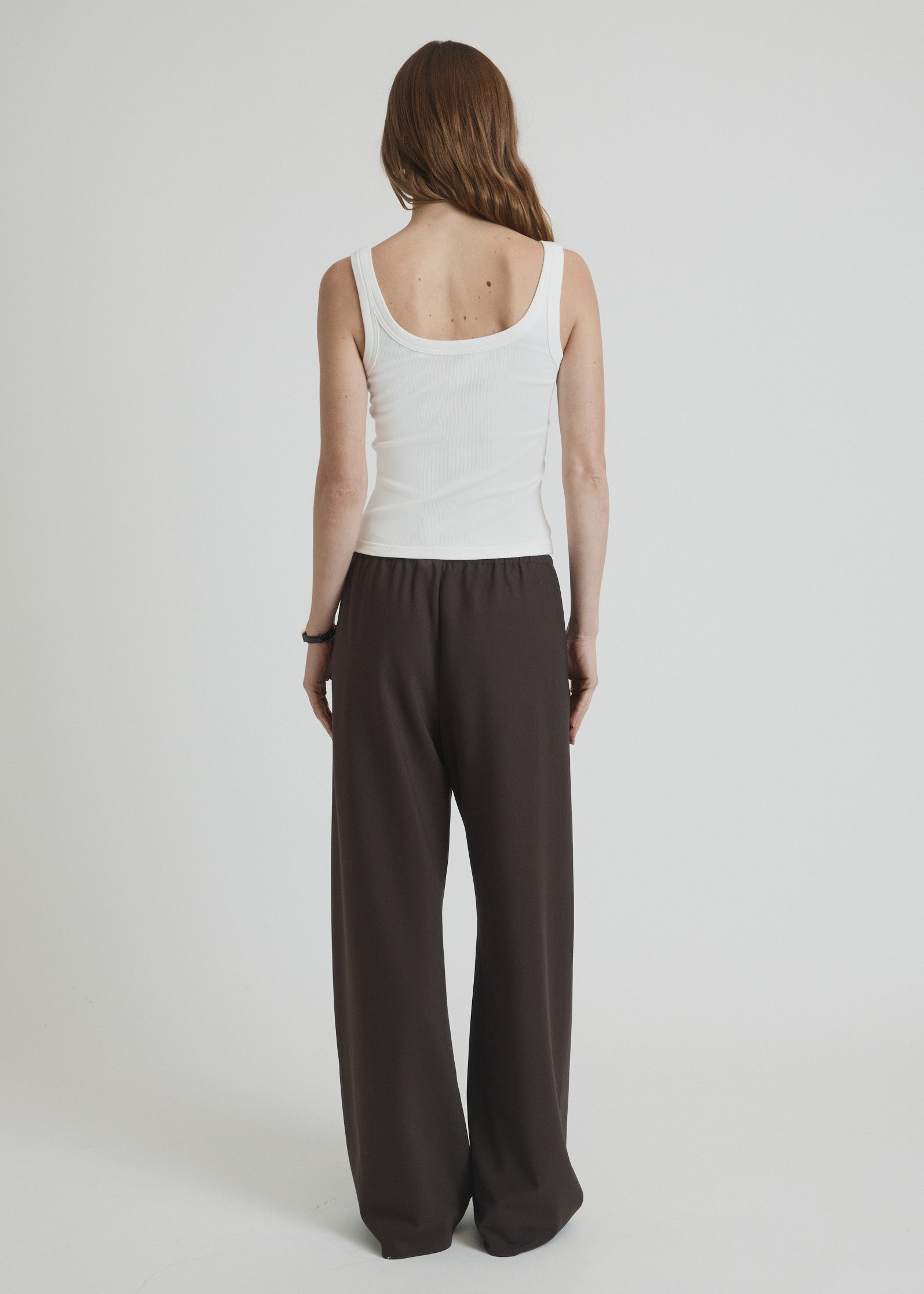 bold tank in white rib