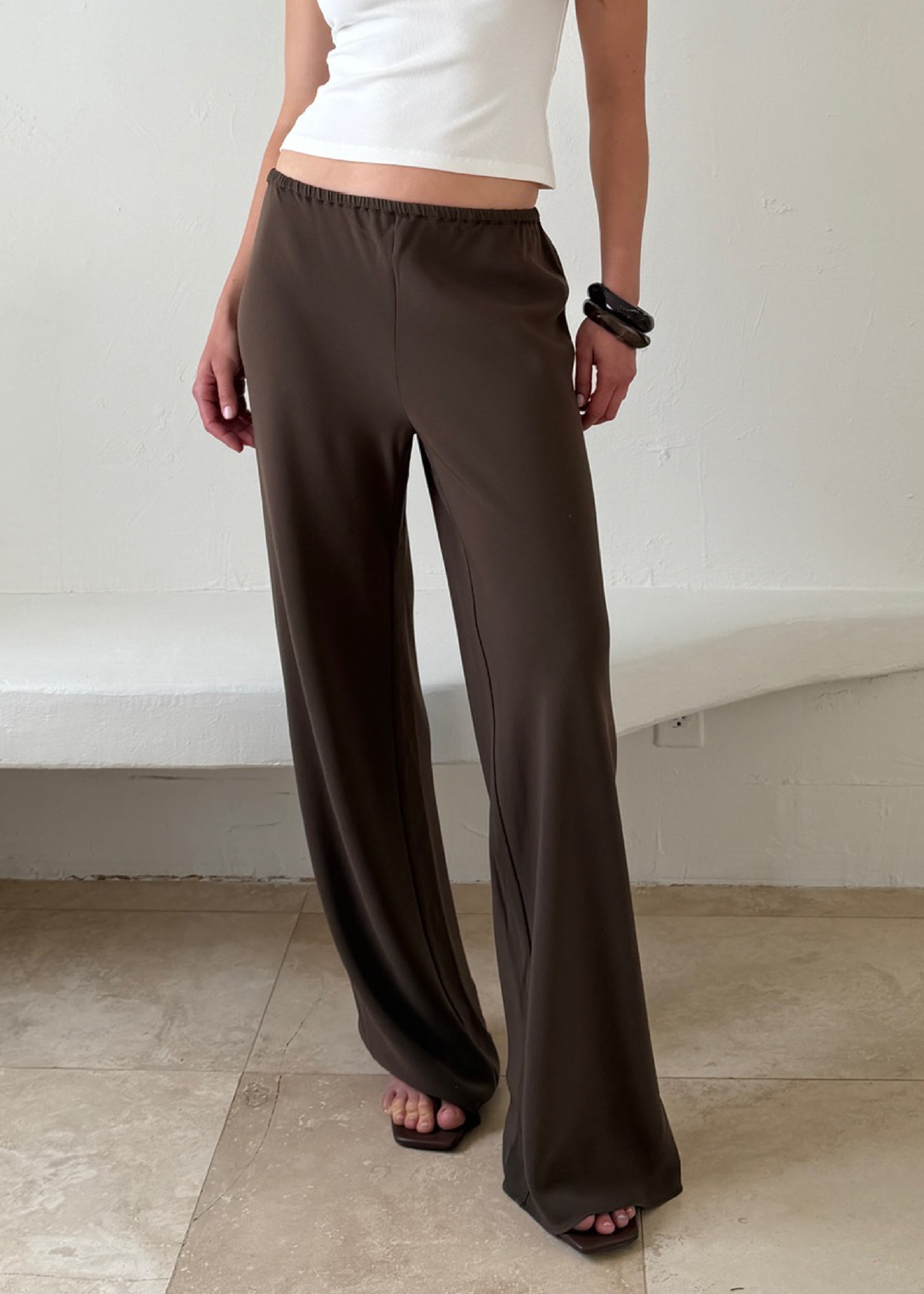 james pant in mocha lightweight crepe