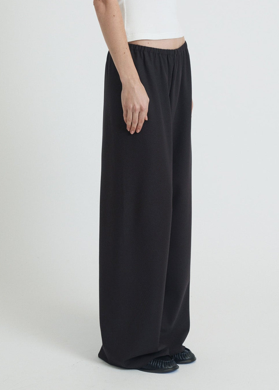 james pant in charcoal suiting twill